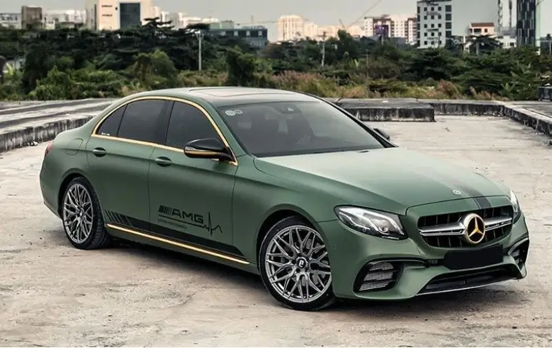 Dán đổi màu xe ô tô – Giải pháp nâng cấp diện mạo và bảo vệ xe tối ưu 3 dan-doi-mau-xe-o-to