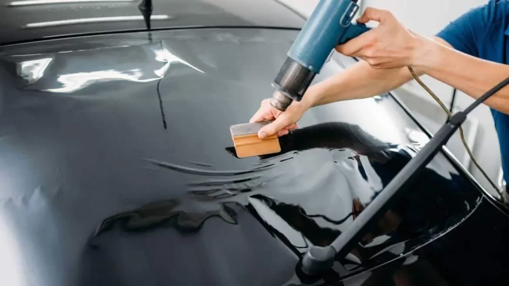 Dán phim cách nhiệt Hàn Quốc: Giải pháp tối ưu bảo vệ xe hơi của bạn 2 dan-phim-cach-nhiet-han-quoc-giai-phap-toi-uu-bao-ve-xe-hoi