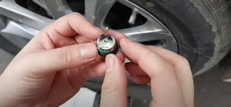 Pin cảm biến áp suất lốp: Cách chọn và lợi ích khi sử dụng 2 pin-cam-bien-ap-suat-lop-cach-chon-va-loi-ich-khi-su-dung