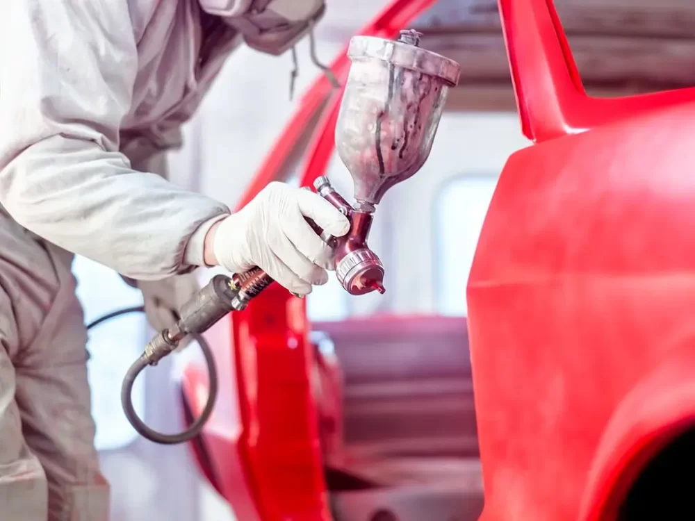 tim-hieu-chi-tiet-ve-son-dam-xe-o-to-quy-trinh-loi-ich-va-chi-phi