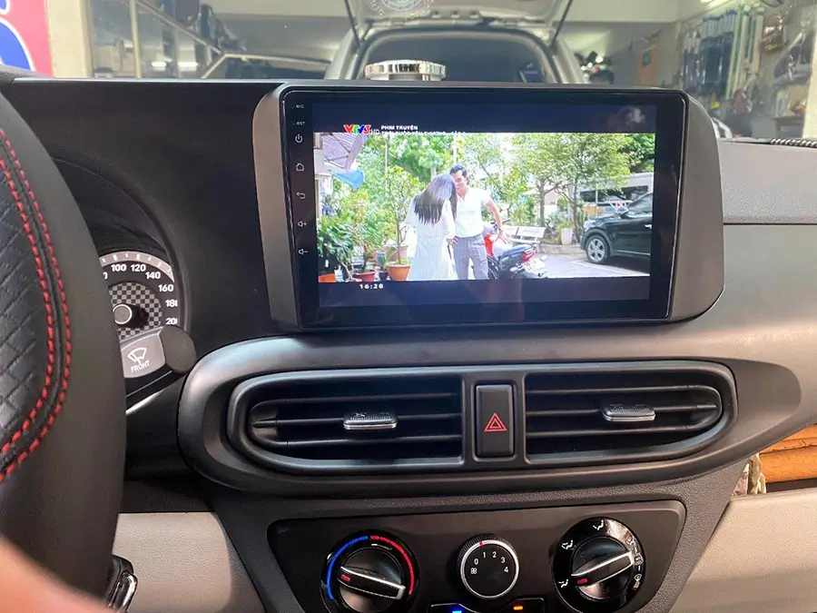 Màn hình Android ô tô i10 – Giải pháp nâng cấp tiện ích cho xe Hyundai i10 1 man-hinh-android-o-to-i10-giai-phap-nang-cap-tien-ich-cho-xe-hyundai-i10